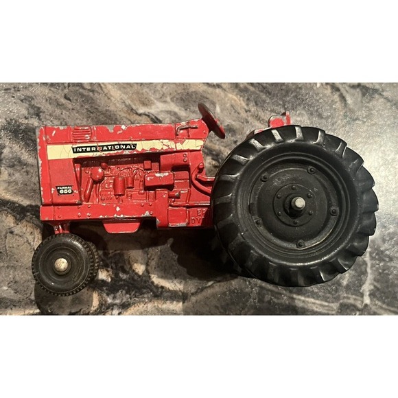 Ertl International IH Farmall 656 Tractor, red, 1/32, Diecast, Metal, Farm - Picture 1 of 5